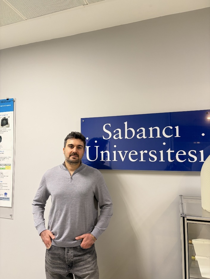 Dr. Yağız Özbek
